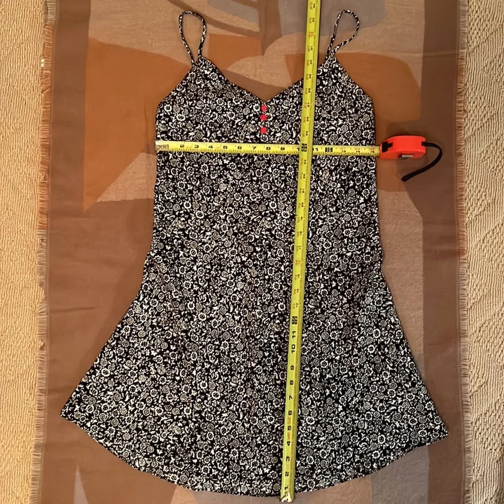 Simple Floral dress with dainty Red Roses embellishment, S